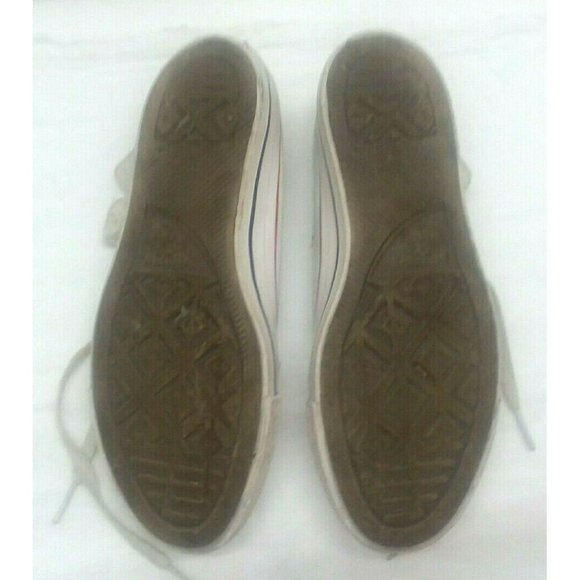 Athletic_Shoes